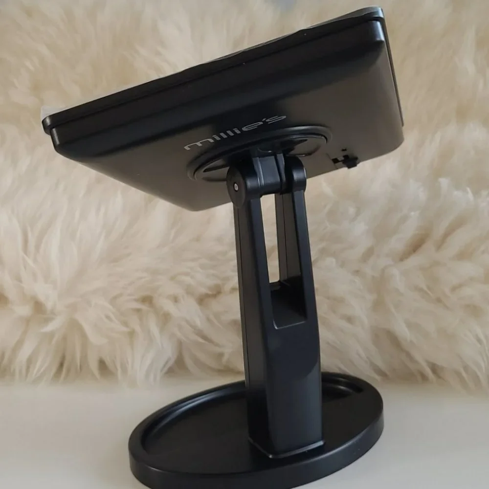 MILLIE'S VANITY Light Mirror